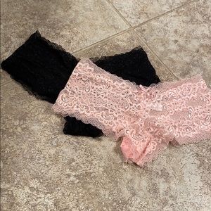 2 pair lace boy shorts. BNWOT!